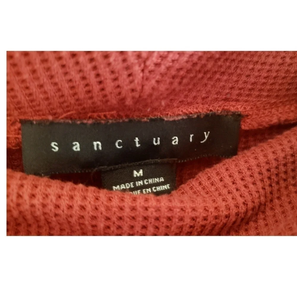 Sanctuary Top Red Waffle Knit Womens M Sweater Minimalistic Turtleneck Pullover